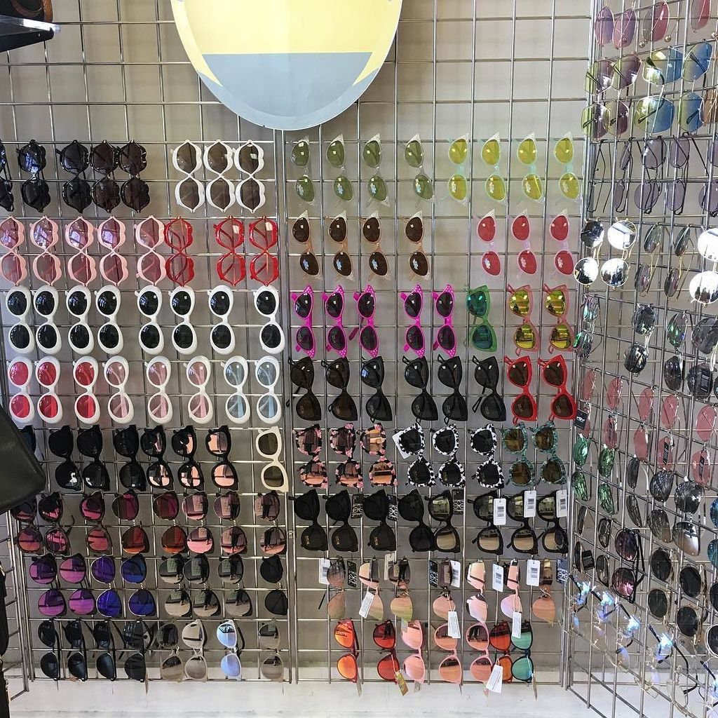 avalonpgh's tweet photo. We have expanded our sunglasses wall!! Come on by and grab some new styles!
.
.
.
#buyselltrade #resale #avalonexc… https://t.co/NHM4JpKNKx https://t.co/NMk0SurgrC