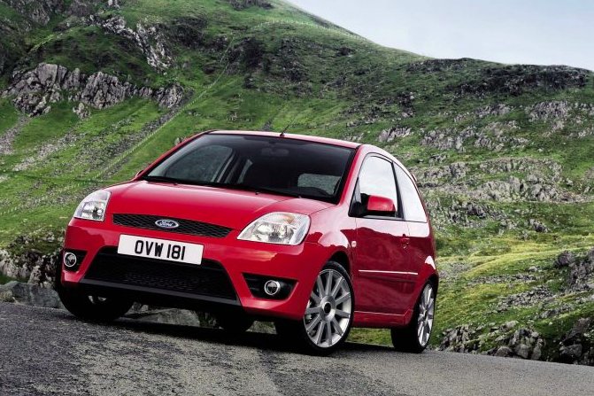 MotorVerso's tweet image. Front-wheel drive on a budget? Look no further than our top 5 picks ➡️ motorverso.com/front-wheel-dr… #FrontWheelDrive #SundayFunday