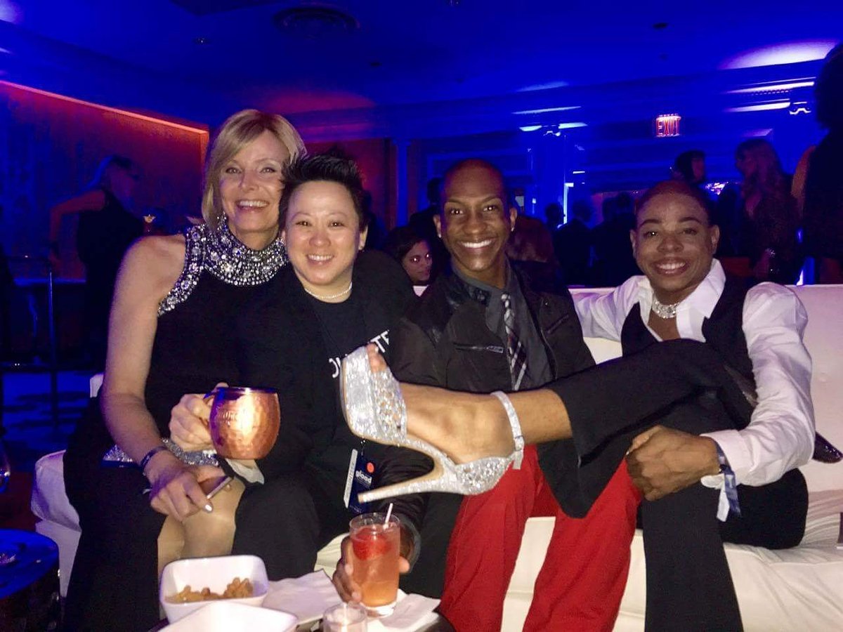 FastlaneIN's tweet photo. Shoe cam!!! #GLAADAwards #FITFL https://t.co/1wSjqhetj9