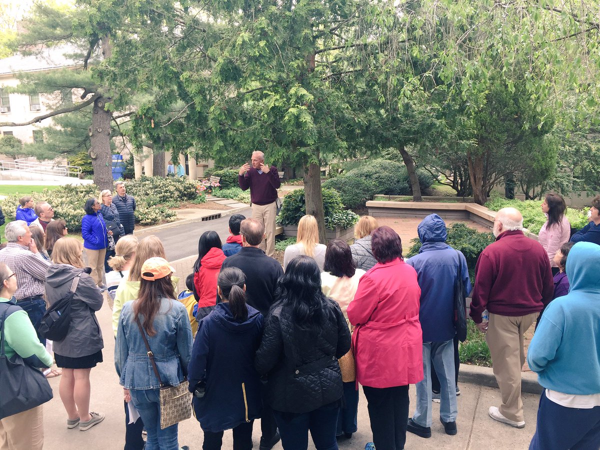 What a great day to explore <a href="/HofstraU/">Hofstra University</a> Roots! #hofstra #outdoortours