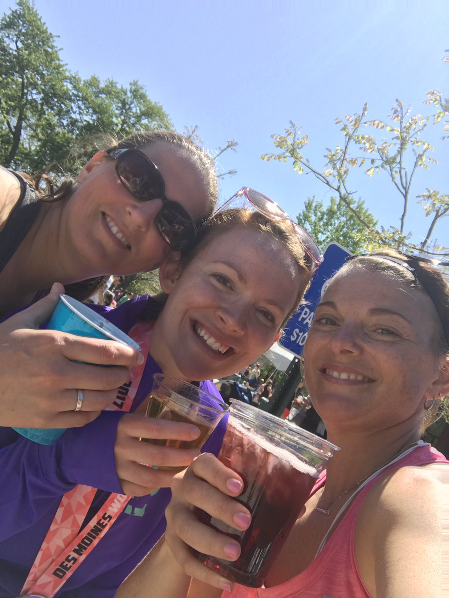 cbfangman's tweet photo. #dsmwomenshalf #strongwomenrun #womanup #winetime #celebrate #accomplishment https://t.co/VeVYiLPkOb