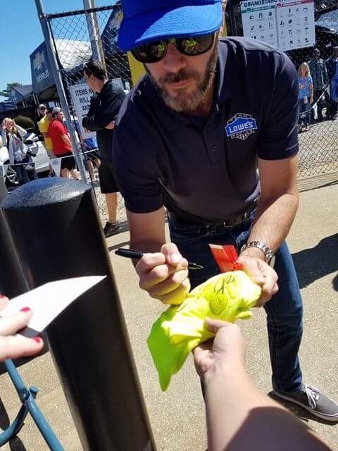 SonnyCook48's tweet photo. Got to see Jimmie and my wife got his autograph at Talladega #NASCAR #GoJimmieJohnson48 https://t.co/SvcRENfEGx