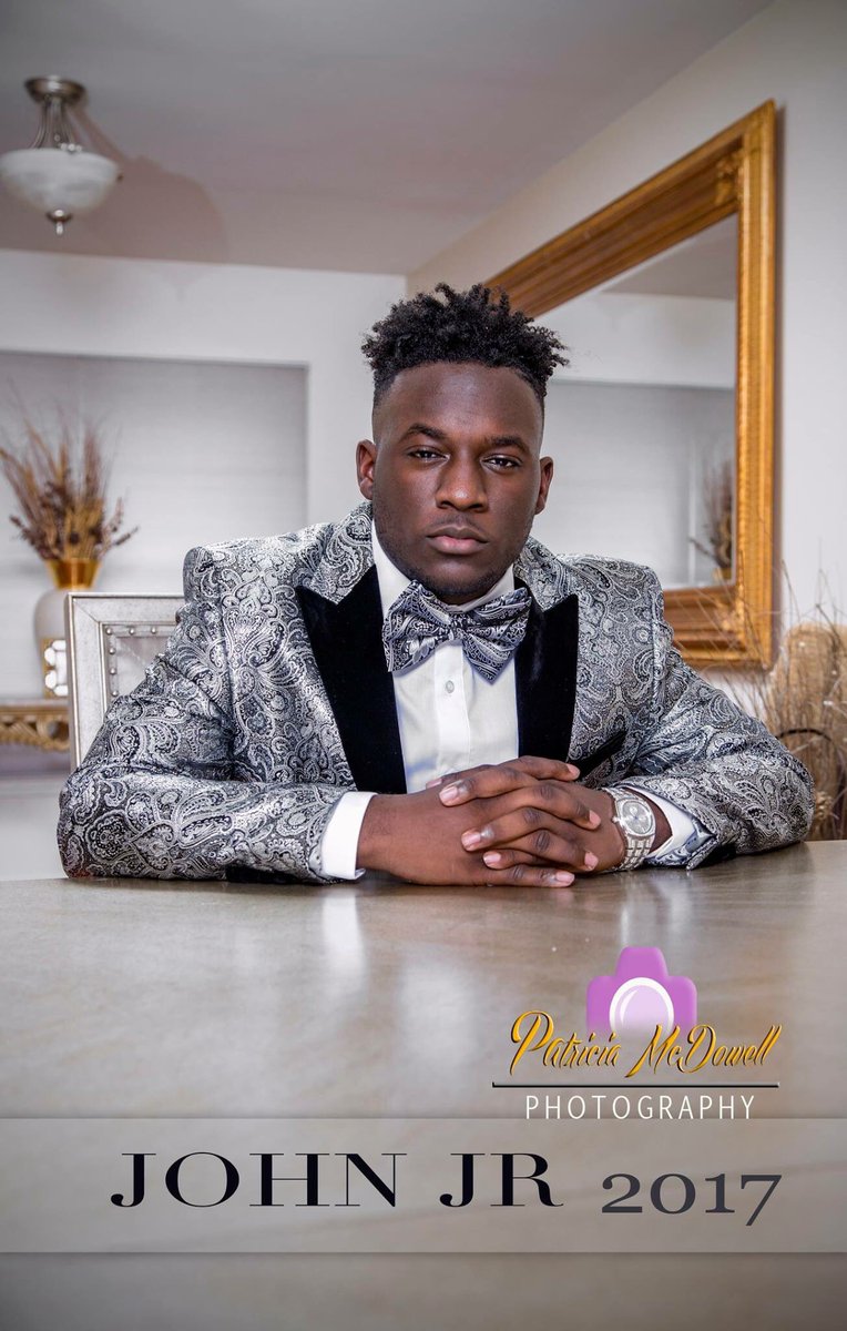PrivateParty__'s tweet photo. My brother was crispy for prom #blackprom #prom2k17#prom https://t.co/Hvr10lRNaV