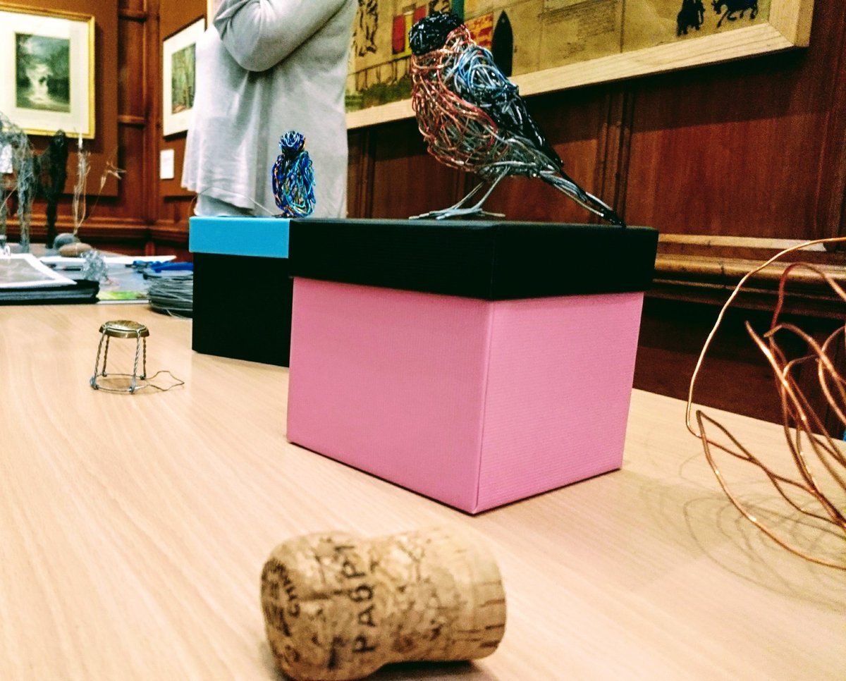BradfordMuseums's tweet photo. Guests with artists #BeverleyDrury & #ChrisMoss today #WildaboutWire #business #animalcraft #teambradford #culturematters #cartwrighthall https://t.co/MeTFgJid2n