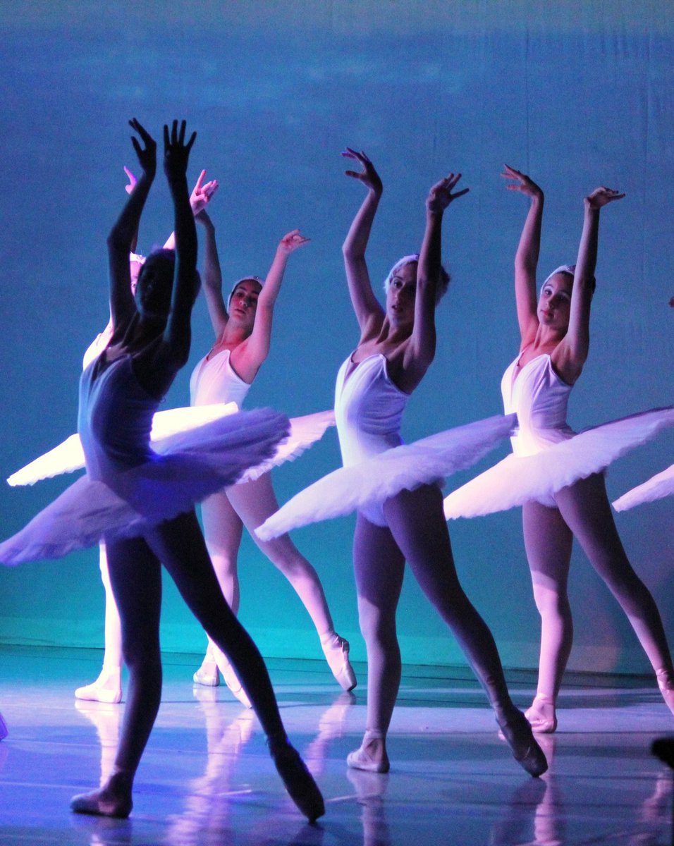 cballetsa's tweet photo. There's time to grab tix and experience gorgeous performance of Swan Lake with talented all youth cast ages 3-19! https://t.co/agIwYrw23O https://t.co/Q7sDAiBqIo