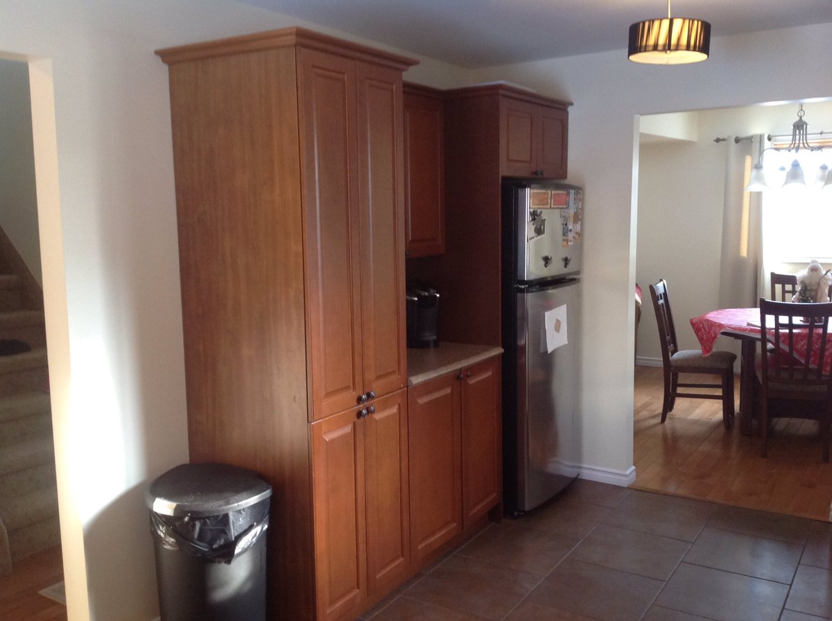 DesignbyAngela2's tweet photo. Kitchen remodel BEFORE/AFTER #cabinets #granite #stonebacksplash #recesslighting #design #ygk https://t.co/SNKiuuvcKI