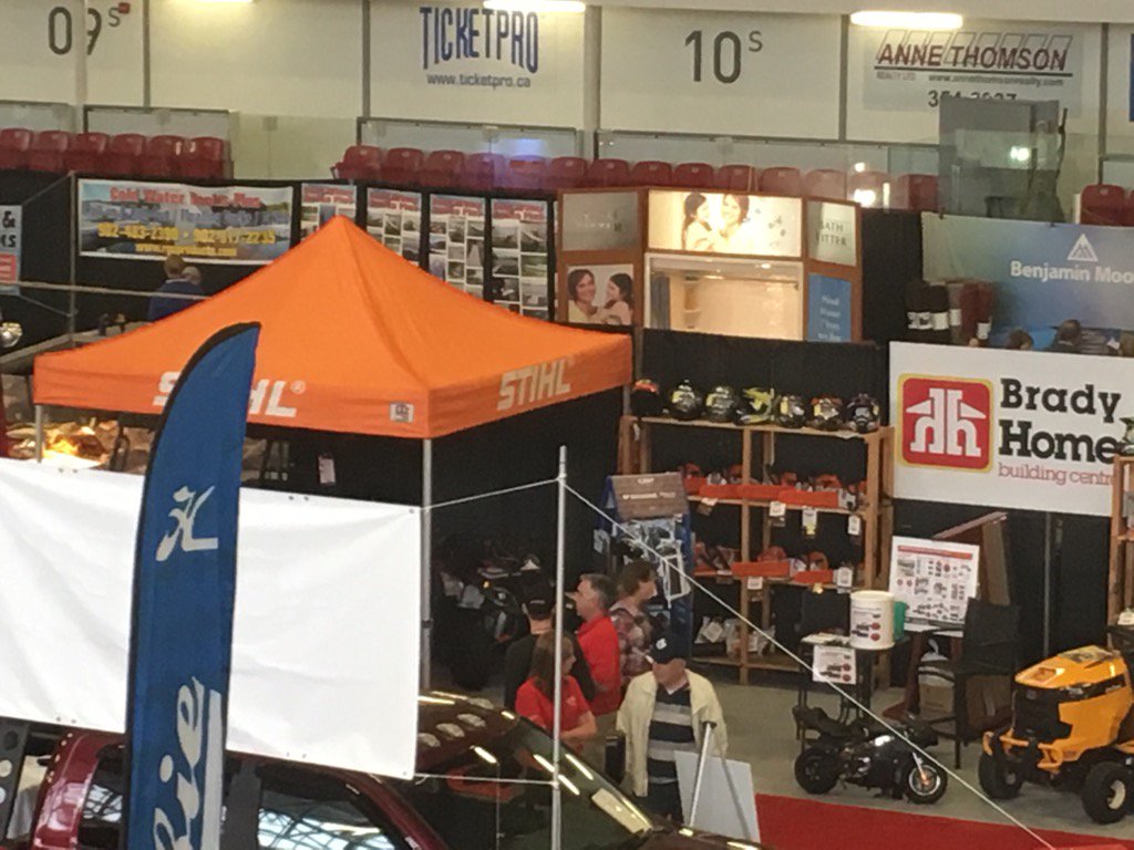 Great to see Stew and the Brady's Home Centre team a the Expo until 5 PM at South Shore Expo <a href="/DarwinEventGrp/">Darwin Event Group</a>