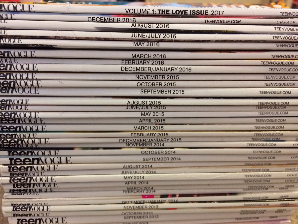 Seneomwamba's tweet image. Cleaning my room &amp;amp; I found my @TeenVogue magazine collection I&apos;ve had since 2013! Still my fav mag #Loyalreader @ElaineWelteroth @pfpicardi