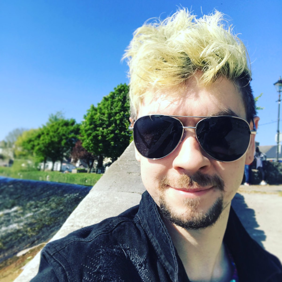See? It actually IS sunny here! No foolies!