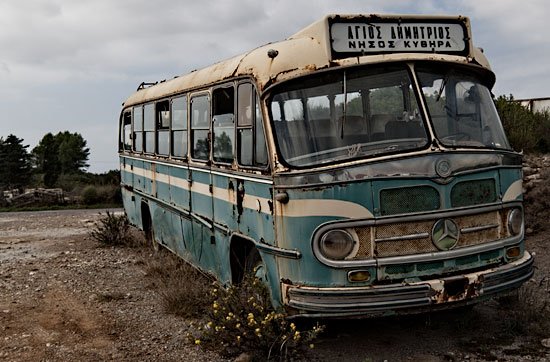 BlackBoxChicago's tweet image. Struggle Bus Open mic and Food Drive today at 2pm! FREEEEEEEE. Great drink specials! conta.cc/2pu5eIl