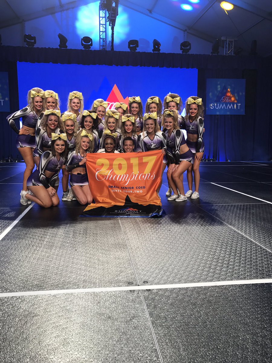 expresscheer's tweet photo. FOUR PEAT!!!! https://t.co/eUmV2jZO6Y