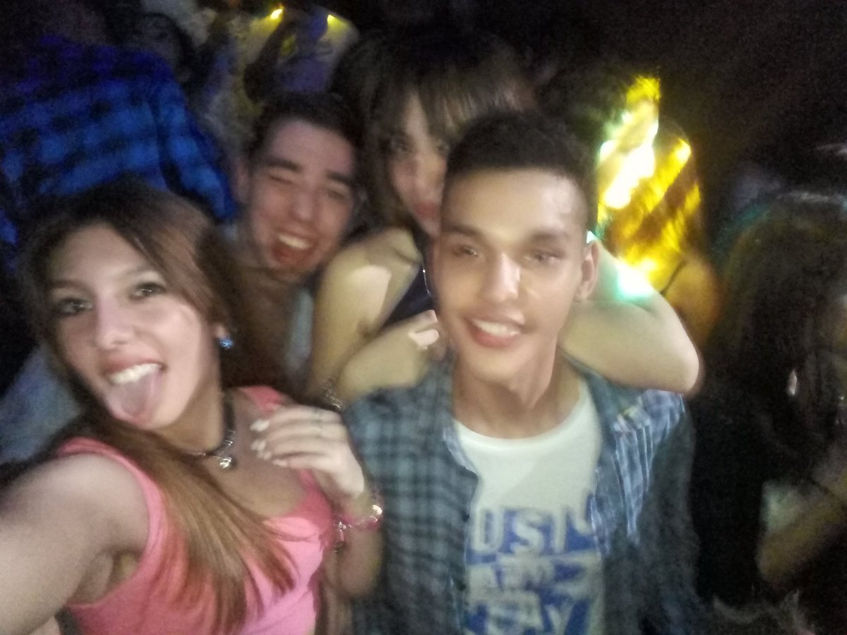 jujualvarez9's tweet photo. Una re noche @Chuunnii
#DRocha https://t.co/Ukx4j4r5MB