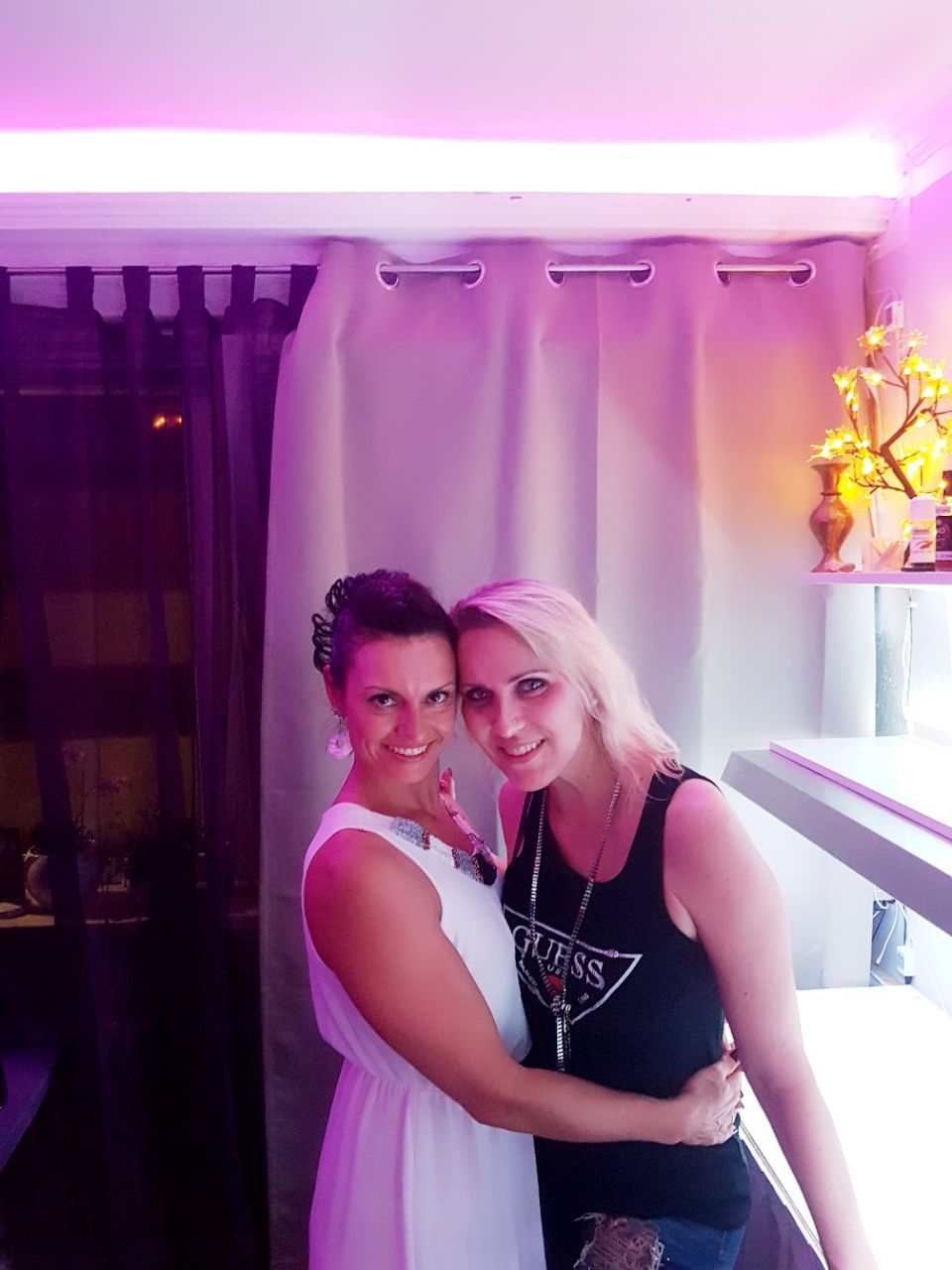 TW Pornstars - Julia Pink. Twitter. War so ein geiler Abend gestern