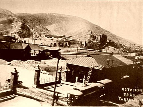 MuseoPresidente's tweet photo. 7 mayo 1881.Gobernador de #Coahuila, anuncia que el “ferrocarril Internacional”, atravesaría al estado pasando por el “Rancho del #Torreón”. https://t.co/UIK0Ny2JCT