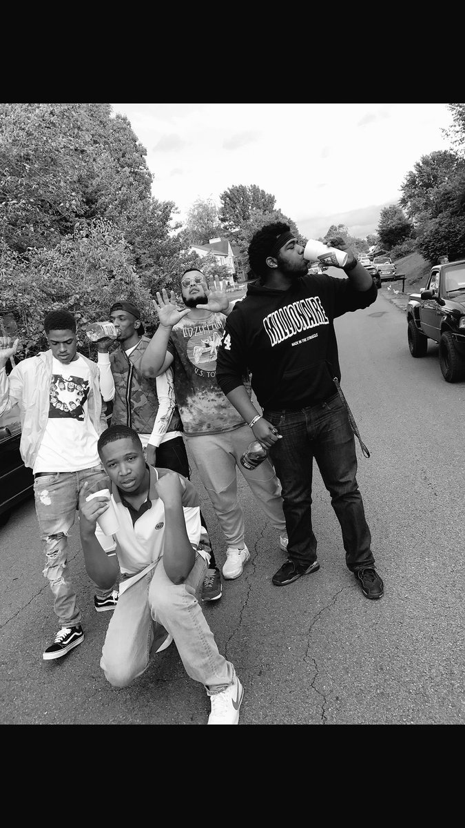 DSmall_76's tweet photo. To F**k with us you need a reservation #AB2K17 πΈ https://t.co/r9hQSFtjwh