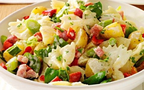 Pasta, potato and bacon salad

Pasta, potato and bacon salad recipe – goodtoknow   

(adsbygoogle =  delectablesalads.com/pasta-potato-a…