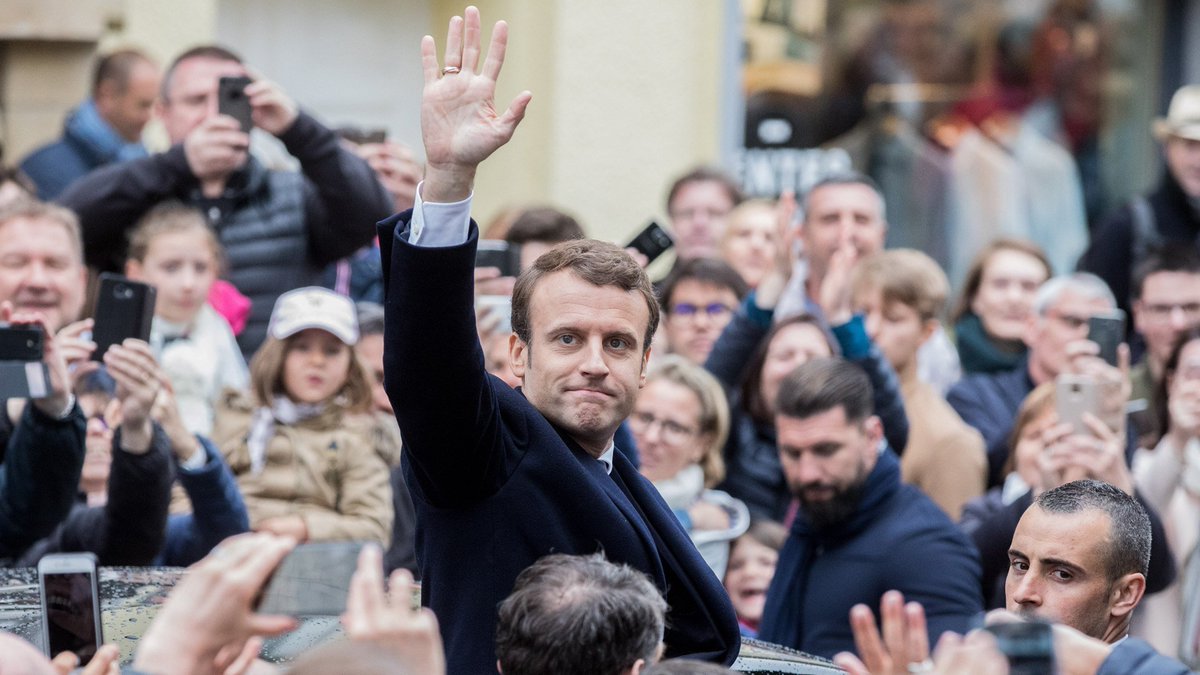 FT's tweet photo. Macron sweeps to victory over Le Pen in France, estimates say
https://t.co/dGipCbAOSi https://t.co/PMtkRswABO