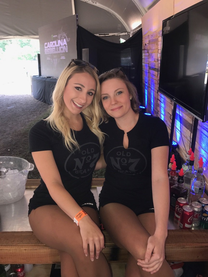Donut operator girlfriend