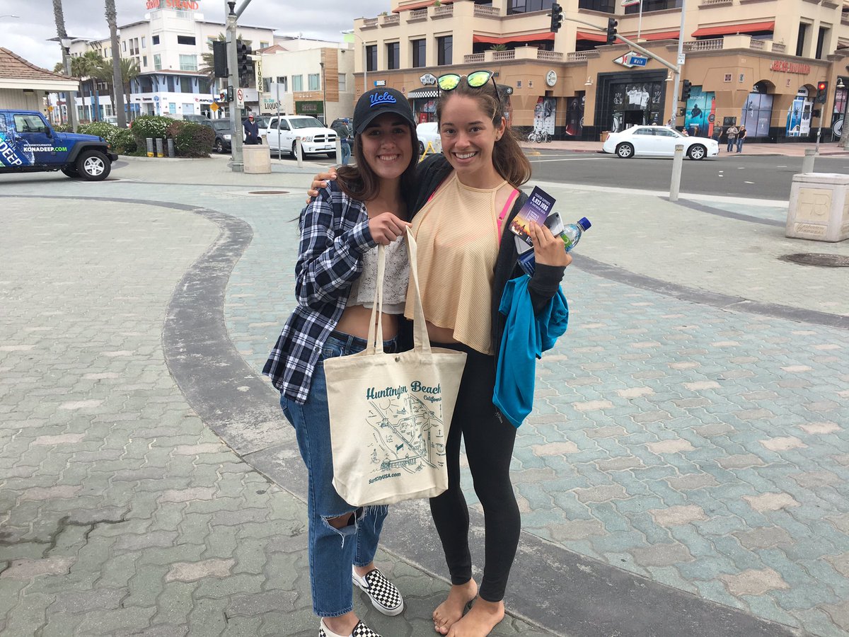 HBSurfCityUSA's tweet photo. Congrats to our first #ExploreHB winners! A bag full of #SurfCityUSA swag to start off the hunt π https://t.co/TurttIfO3f