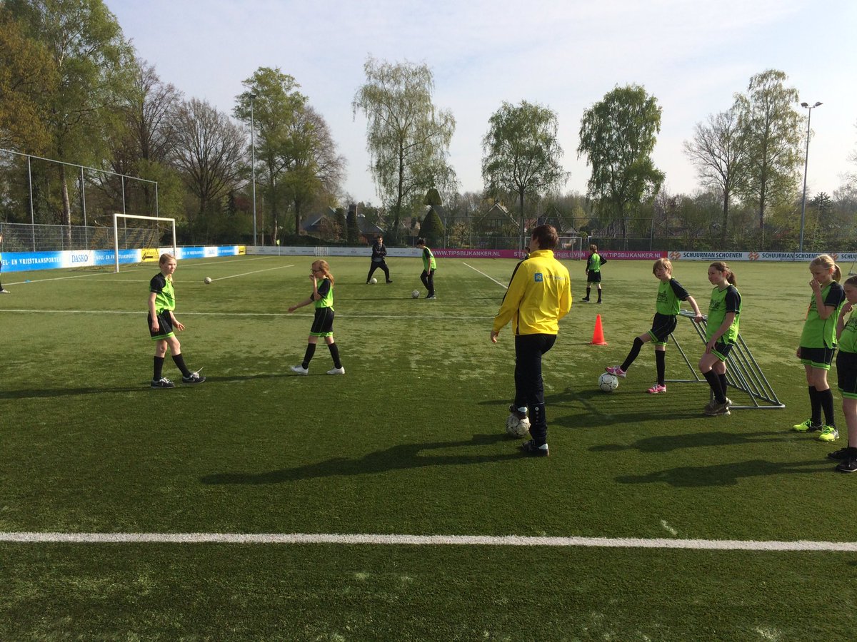 twenterandact's tweet photo. Nog een paar mooie foto's van de Kongingsspelen 2017 in Vriezenveen @DOS37 https://t.co/59sWjNsEjj