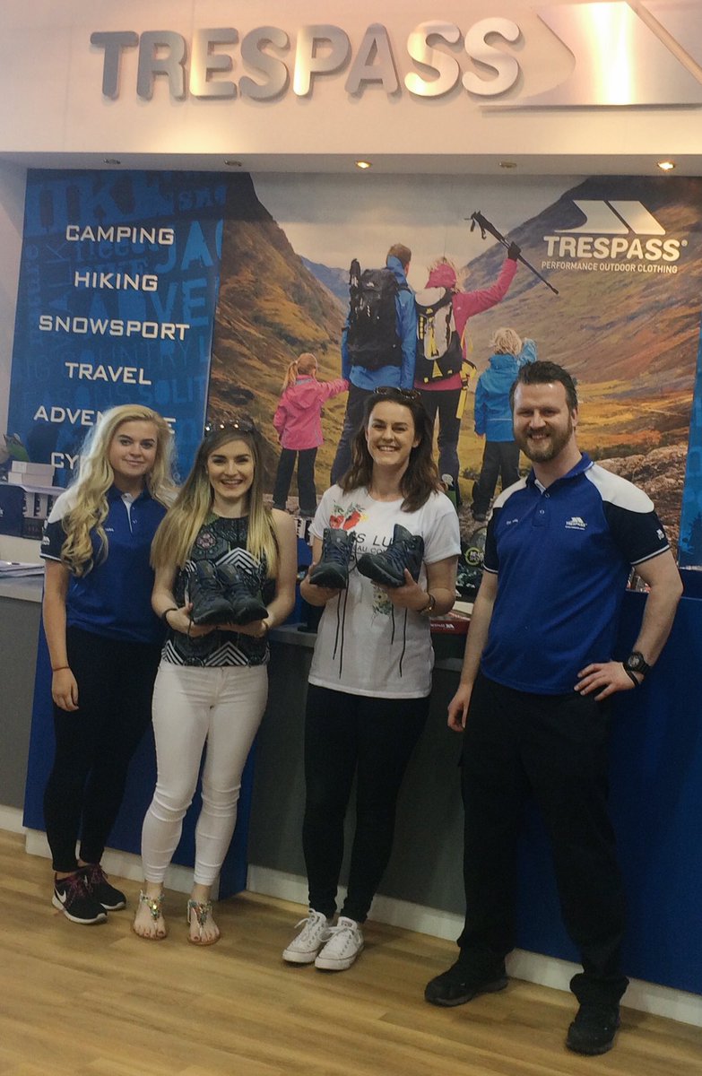 AmyMcilMillar's tweet photo. Let the training for @NICancerFund #GrandCanyon trek commence! Thanks @Trespass @JunctionAntrim for kitting us out! #hardworkstartsnow https://t.co/eFF9t8hAME