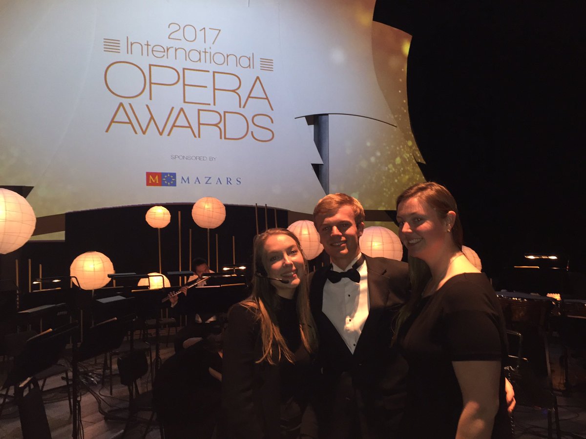 aisaacs90's tweet photo. 5 years on the Europe team are back together #operaawards2017 #rcssdalumini https://t.co/8BnatcXzN4