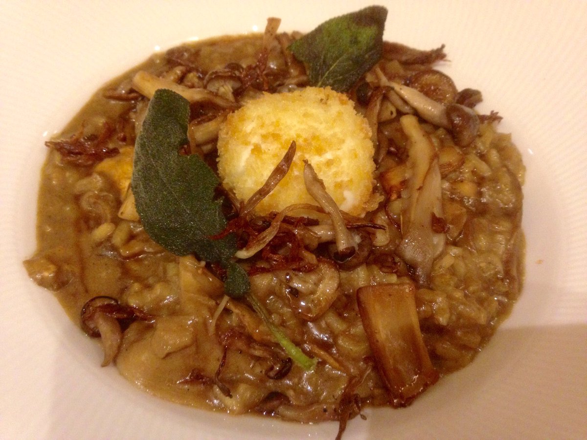 Andy Hare tweet media