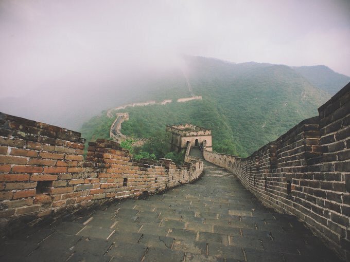 welltraveled_io's tweet photo. Can’t mention wonders of the world without acknowledging The Great Wall of #China #destinationsunday https://t.co/jgR6DoiOuv
