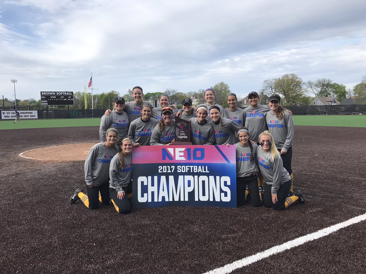 CoachNasti's tweet photo. Winning means nothing if you don't enjoy the people you do it with. Love this team, love this staff. #findcheesecakethecat #NE10Champs https://t.co/ogLDErODzl
