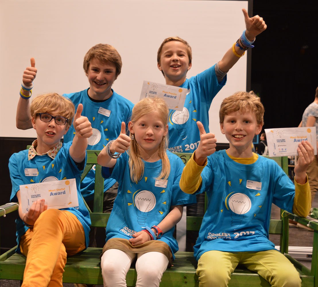 jodepelsmaeker's tweet image. Sterk ! 5 coders van Coderdojo Aalst halen 3 vd 8 prijzen op Coolest Projects Technologiebeurs in Lier @CoolProjectsBe #CHIPKA