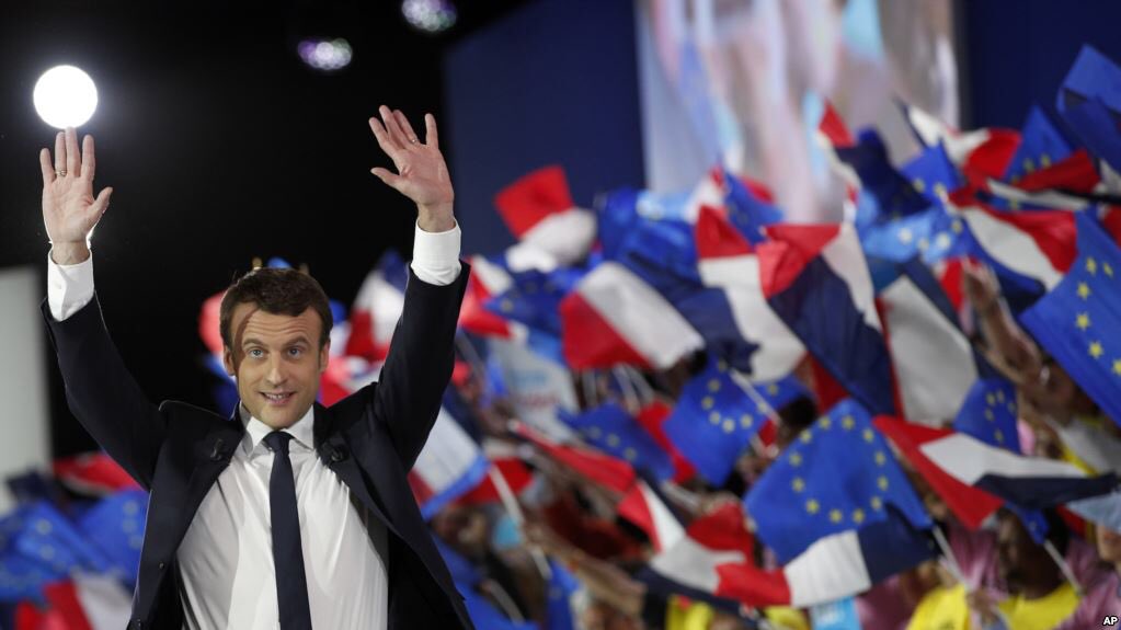 Gratulerer Frankrike! med #sosialliberale Macron! 
En seier for liberale verdier, mer åpenhet, mer toleranse og mer samarbeid mellom land