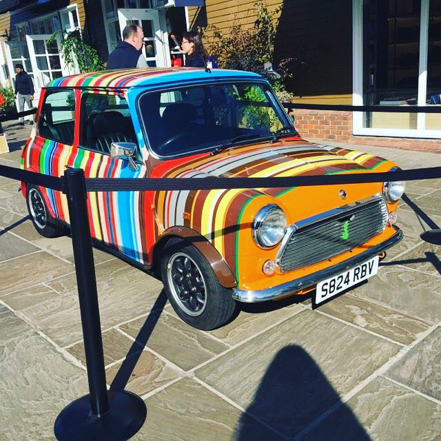 RealMiniCompany's tweet image. This is what you call a designer mini! #paulsmith #bicestervillage #mini