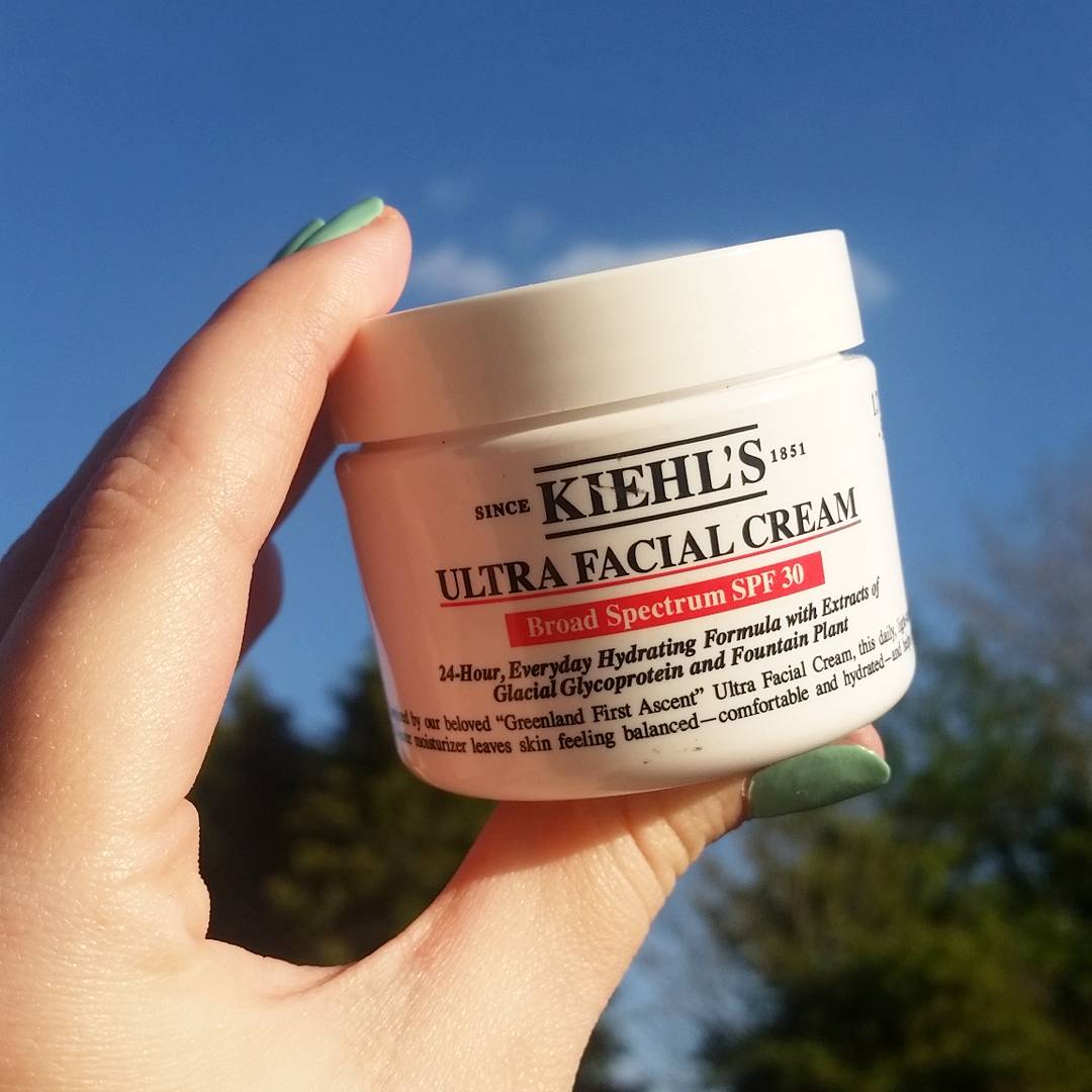 mel_coughlan's tweet photo. The NEW @KiehlsUK Ultra Facial Cream has a broad sprectrum SPF30 & keeps the skin hydrated for 24hrs! 🌞💦💖 #KiehlsIreland #UltraFacial https://t.co/dTLMbfAyoK