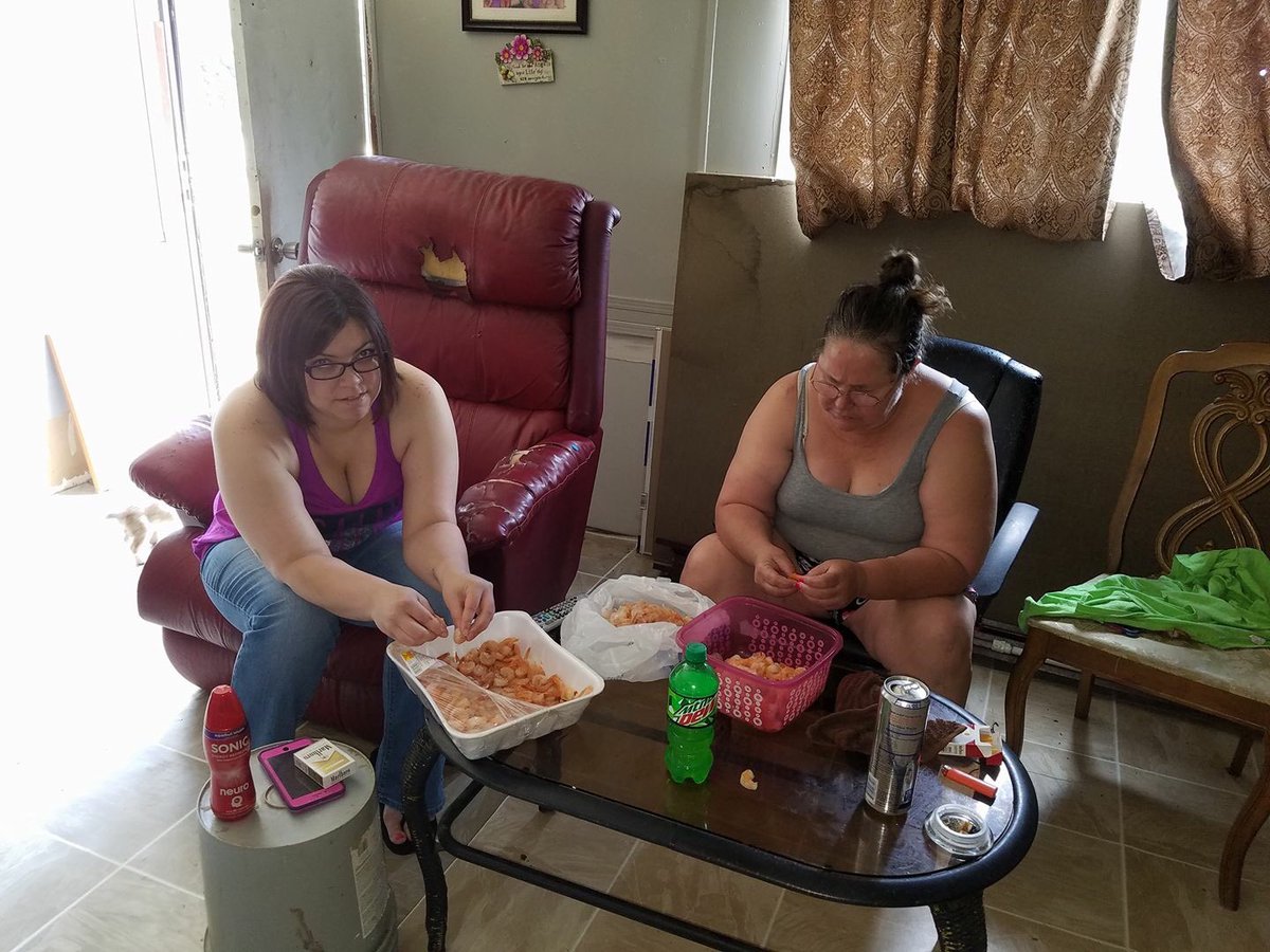Trixx_E's tweet photo. Me and momma FraSwa gettin the shrimps done for cocktail https://t.co/fKYaxMSvRk