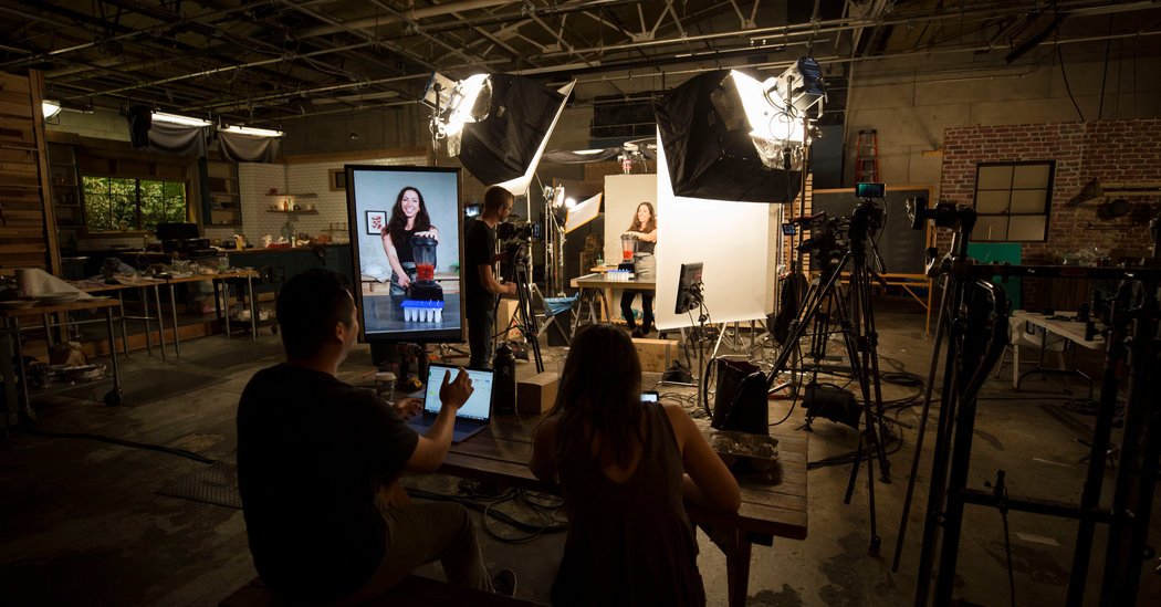 gabriel_hussy's tweet image. In Discover, Snap Sees a Bright Spot as It Tries to… dlvr.it/P54XY4 #Instant_Messaging #Social_Media #Computers_and_the_Internet