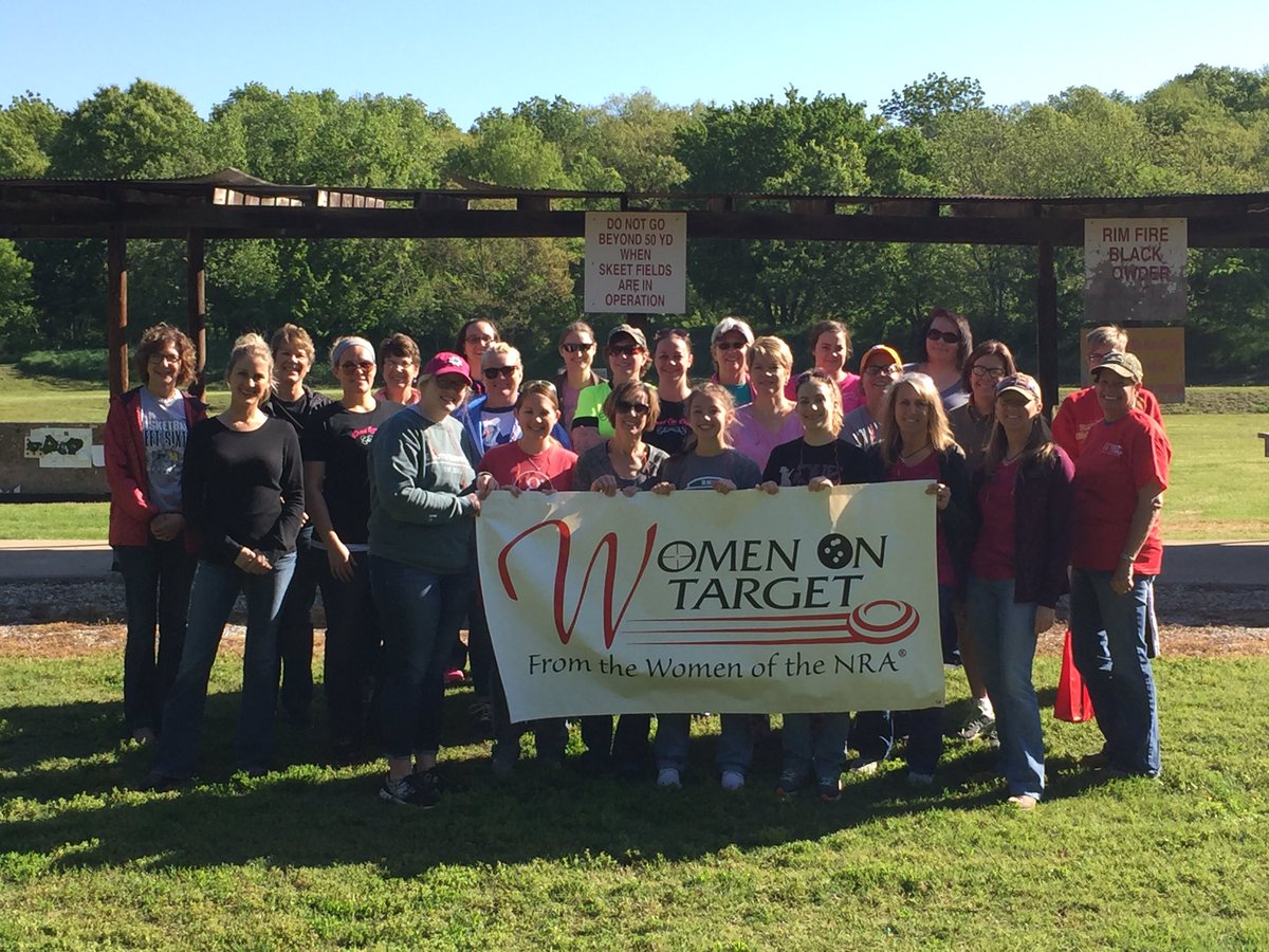 DeadEyeDivas's tweet photo. Great day for Women on Target! @nrawomen #pewpew https://t.co/pqTGBq0yrP
