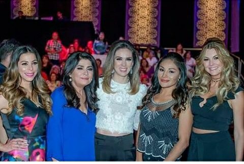 loydaacosta's tweet photo. @victoriaruffo31 Preparada para vert mi amada #SeñoraBonita para llorar y reír junto a ti. #IntimamenteEntreAmigas https://t.co/AbjpMobYgU