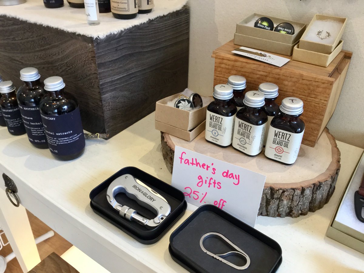 lab_bk's tweet photo. Never too early to start shopping for dad #sale #fathersday #gifts #labbk https://t.co/TurYIhuXz2