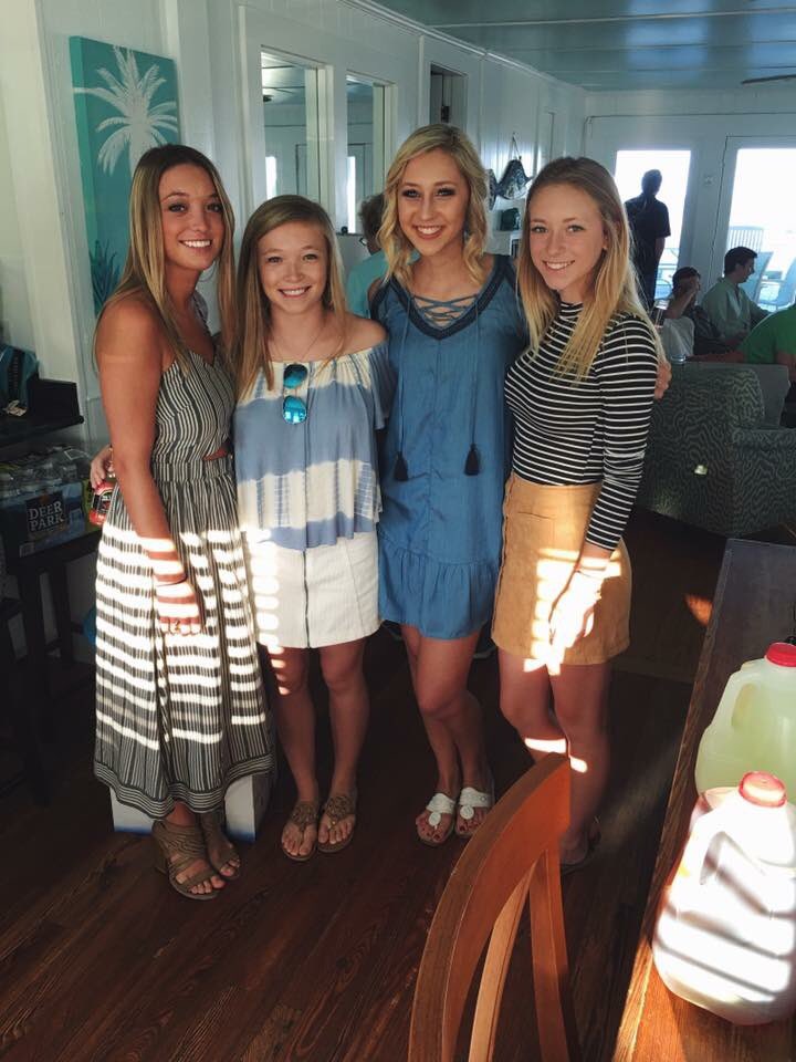 abigailrubertus's tweet photo. Such a successful trip to Wilmington NC🍾🎉🎓 @millard_laura https://t.co/ro1uzhqpXE