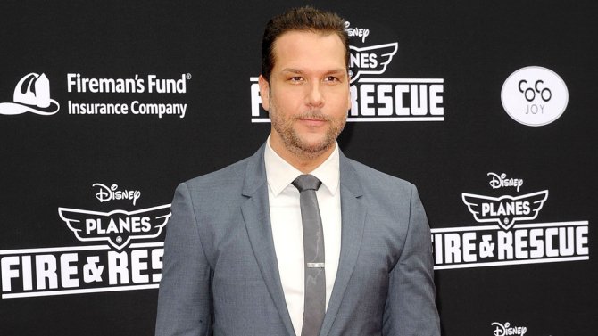 FedicaHQ's tweet photo. Dane Cook on How Social Media Has Changed Stand-Up https://t.co/qPPedyQHvn #SocialMediaTips #ComedyActs https://t.co/xjMcZq7ZFX
