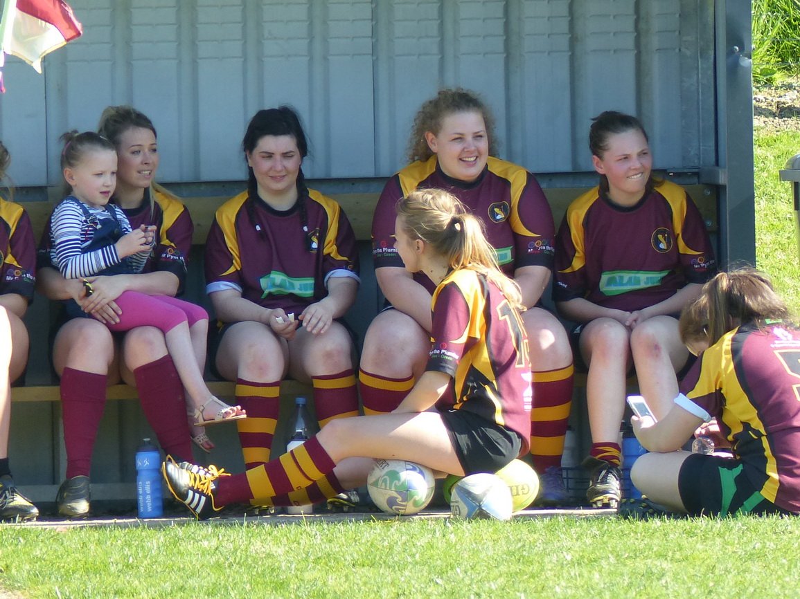 MidWalesRugby's tweet photo. Pic album: Ladies of @LadiesCobra @IronMaidensRFC @RygbiGenodPwll in action at @COBRA_RFC today @daverobsrugby https://t.co/bcA4pDwvVa https://t.co/Ec4bFAxSHN