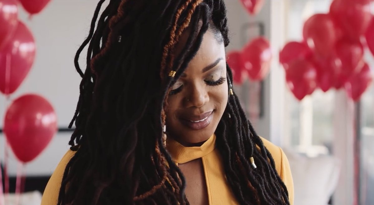 okayplayer's tweet photo. .@LeelaJames does it from the heart in new “All Over Again” video. https://t.co/6RXFtH3kkU https://t.co/00LtubCnD6