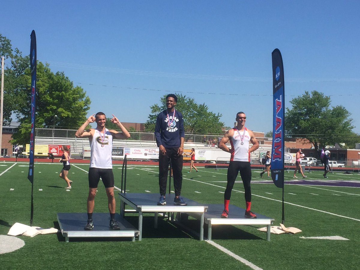 ESUHornetsTFXC's tweet image. Wyatt Sander with an All-MIAA finish in the 400m hurdles! 53.32 for 3rd place #stingersup #esutf #family