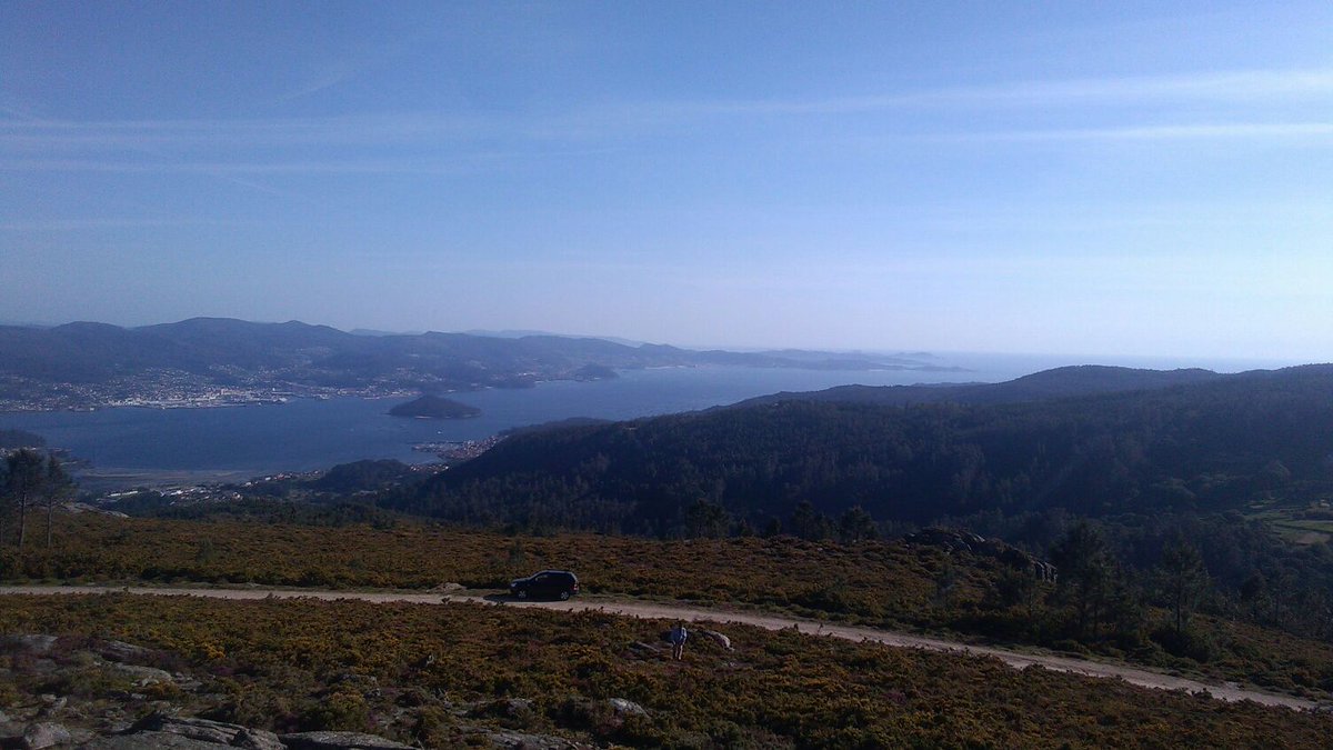 dawidlm's tweet photo. Nos mapas pon #RíadePontevedra pero eu simplemente lle chamo #Paraíso #Galicia #riasbaixas #Castrove #AEscusa #Pontevedra #lugares #magic https://t.co/xtKQIa9upF
