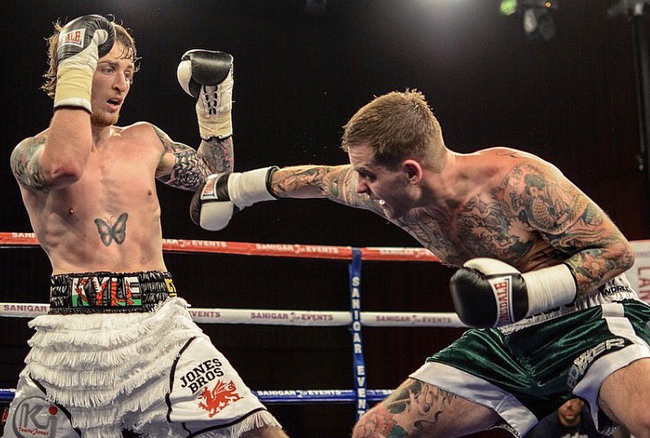 TeamJonesBoxing's tweet image. Good work with Lewis O'Mara 🥊