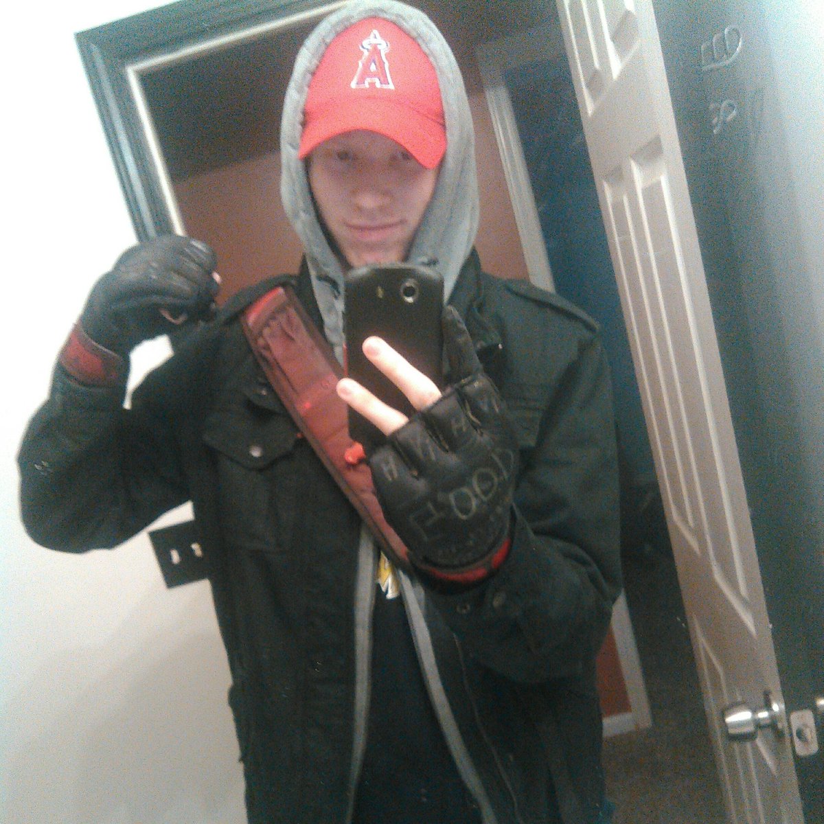 230412Zach's tweet photo. #NewProfilePic https://t.co/K3ux9Mpe9s