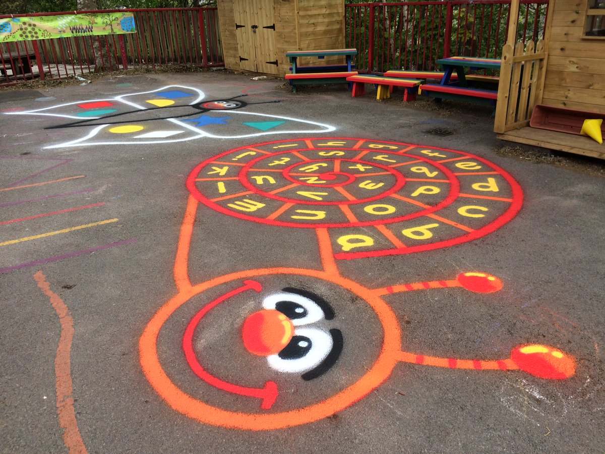 pchildsartist's tweet photo. Day spent marking out games and sports lines on the playgrounds of @pontlottyn in @CaerphillyCBC  #caerphilly #schools #playgroundmarking https://t.co/3Qr3fiSL0M