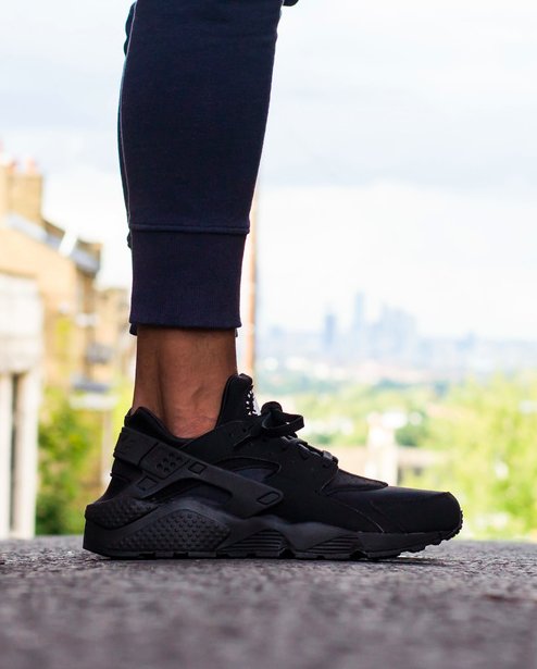 bbygrlback's tweet photo. Black  Air  Huarache 🔥 

Code  "AMY" = 10%  OFF 

👉 https://t.co/gJqHQ8XHgt 👈 by #KingBishopp via @c0nvey https://t.co/F6JFd9zeIj
