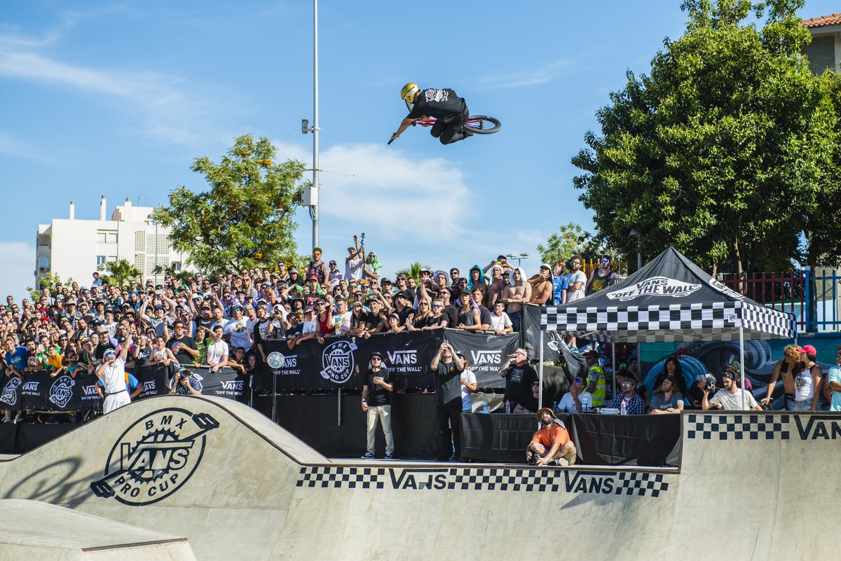 AsAccion's tweet photo. Recién salidito del horno. ¡Enhorabuena @SergioLayos! 🔥

#bmx #VansBMXProCup v/ @diarioas 

➡️ https://t.co/5XTJcKUQEO https://t.co/E8EatpX8iE