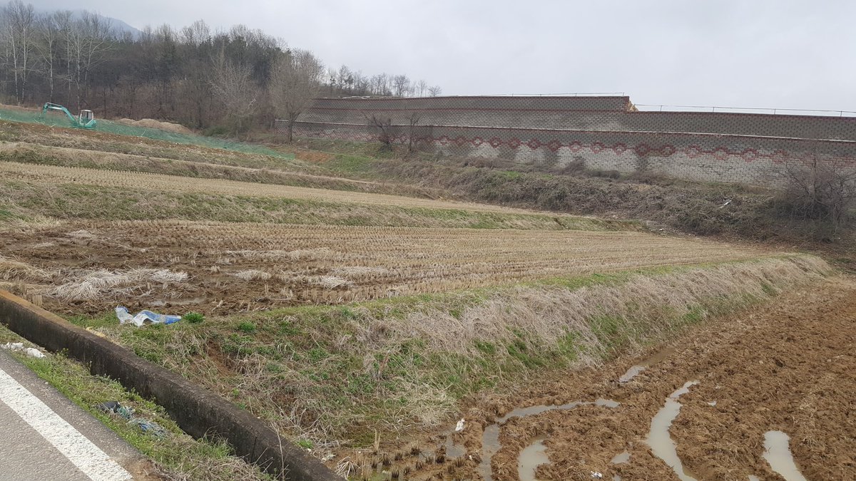 경북 칠곡군 가산면 송학리 
답543평 평당 이십이만원